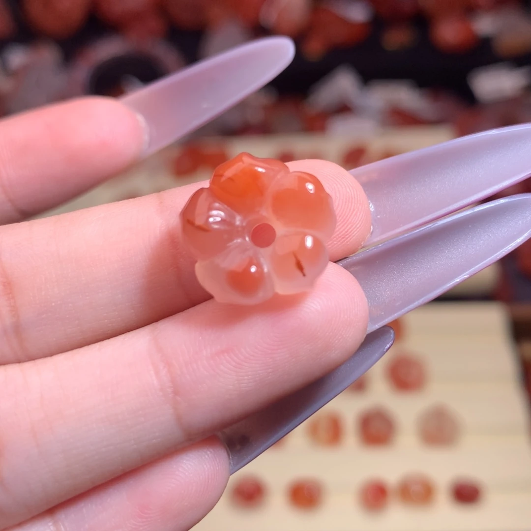 南红玛瑙未镶嵌珠宝半成品花花