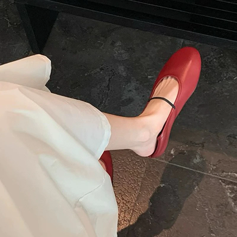 玛丽珍复古夏季方头平底单鞋平跟防滑圆头奶奶鞋时尚复古港风红色