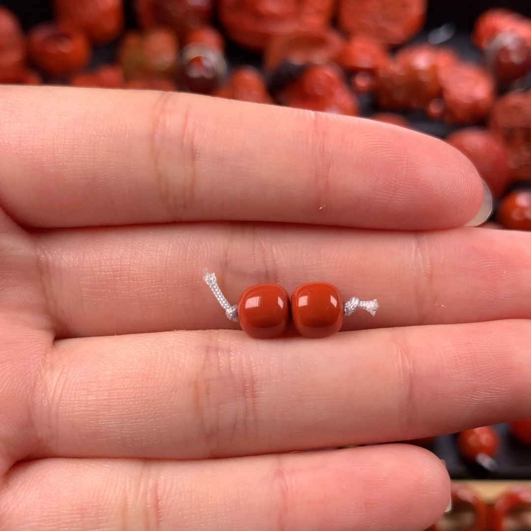 未镶嵌老型对珠7mm南红玛瑙