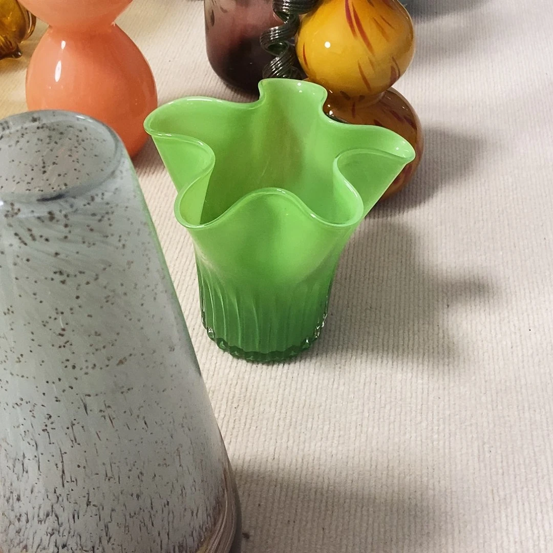 上***水绿色琉璃摆件花瓶20