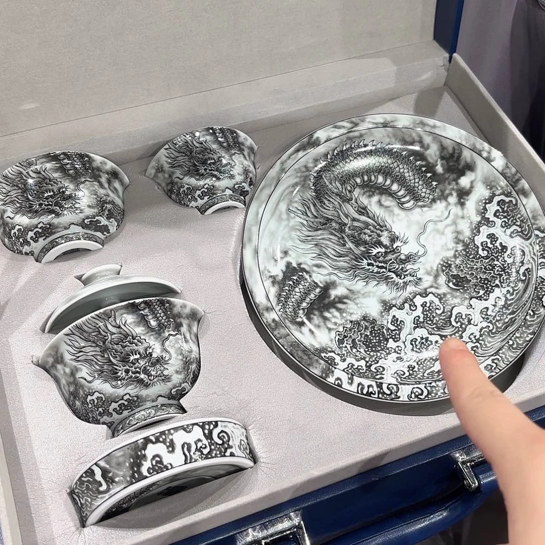 瓷片景德镇市的中心城区是我国
