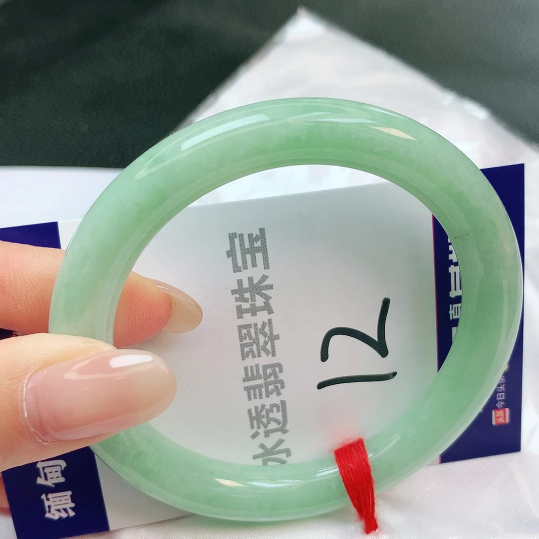 【闪购商品】翡翠手镯未镶嵌缅甸天然a货