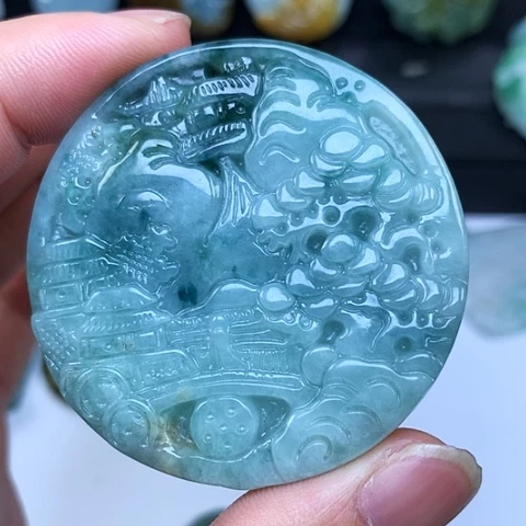 翡翠未镶嵌颈饰缅甸翡翠山水