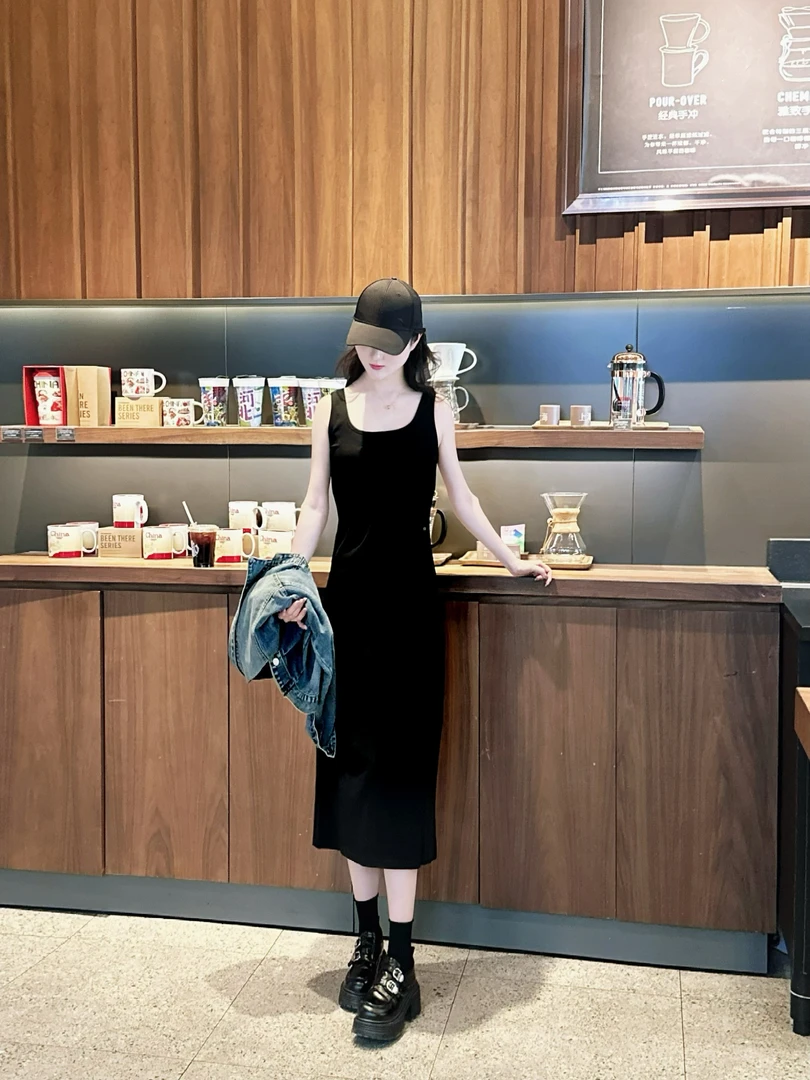 十大美裙子女款爆款2025新款黑色打底气质显瘦背心裙长款吊带裙