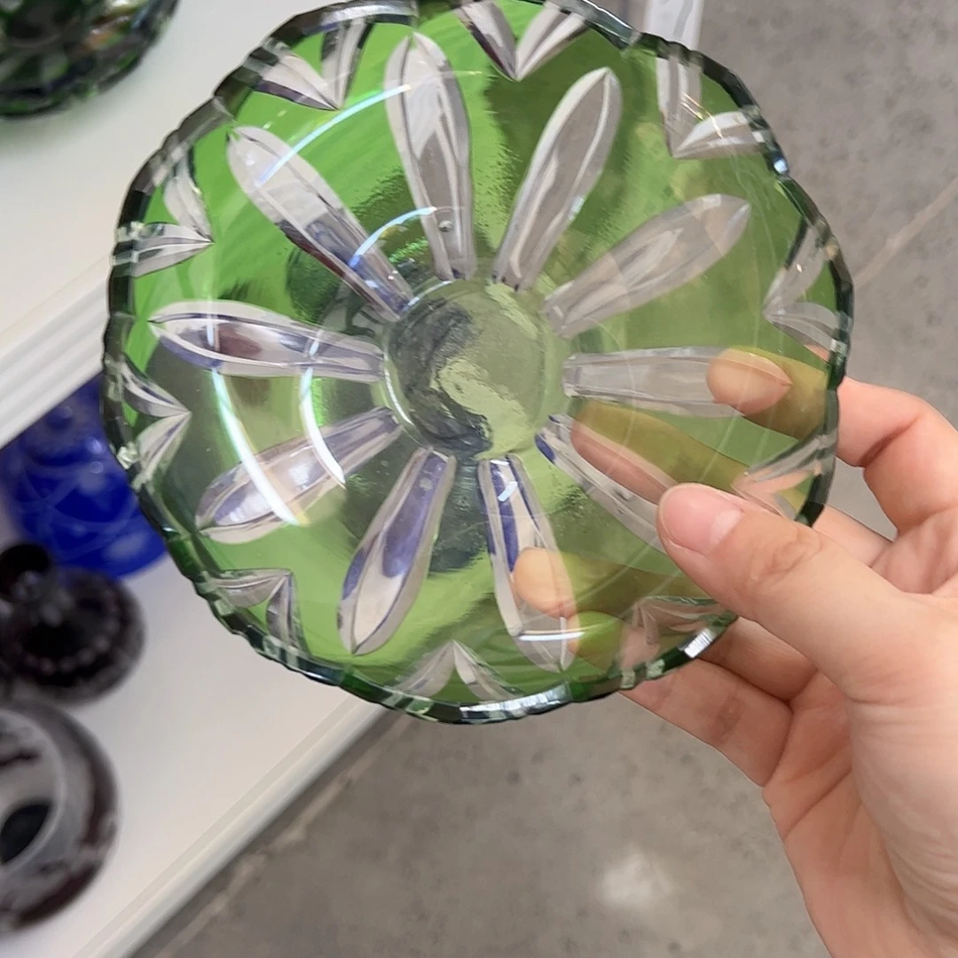 水晶玻璃高脚款微瑕一个
