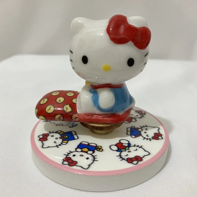 景德镇哈喽kt陶瓷转转乐摆件可爱凯蒂猫桌面办公室工位饰品送礼物