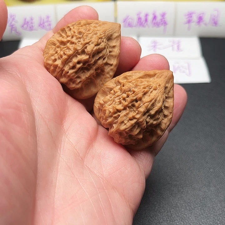 文玩核桃吊坠37全品朱雀