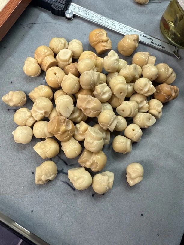 Z2象牙果单颗尺寸品相挨着发(微瑕均属正常，事多绕道)