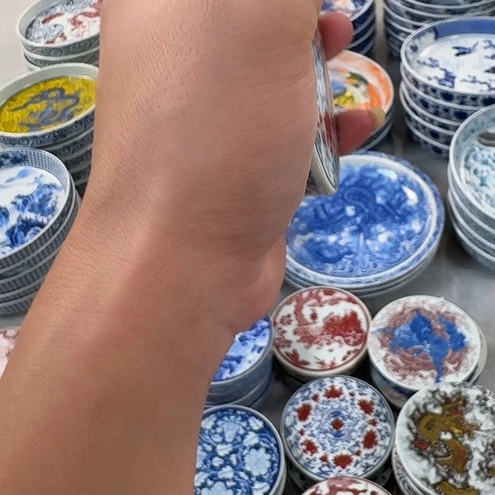 瓷片釉里红缠枝莲盖直景德镇