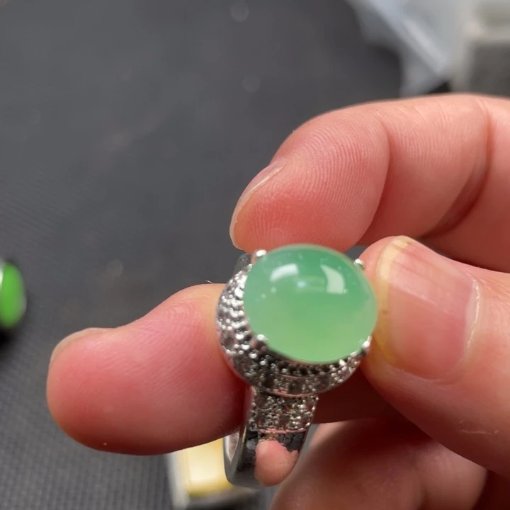 翡翠未镶嵌戒指缅甸天然翡翠
