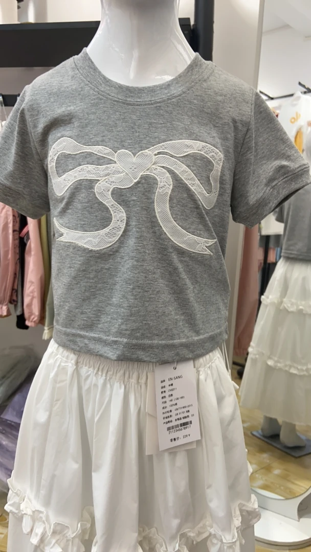 蝴蝶夏季T恤ol时尚短款休闲圆领套装烫钻蝴蝶结不规则短袖