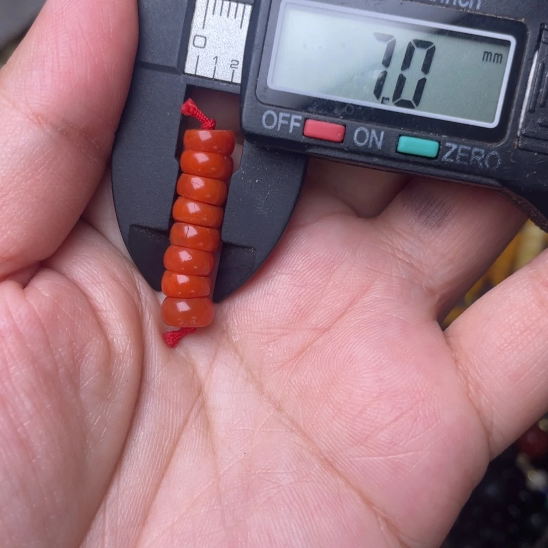 南红玛瑙配饰未镶嵌