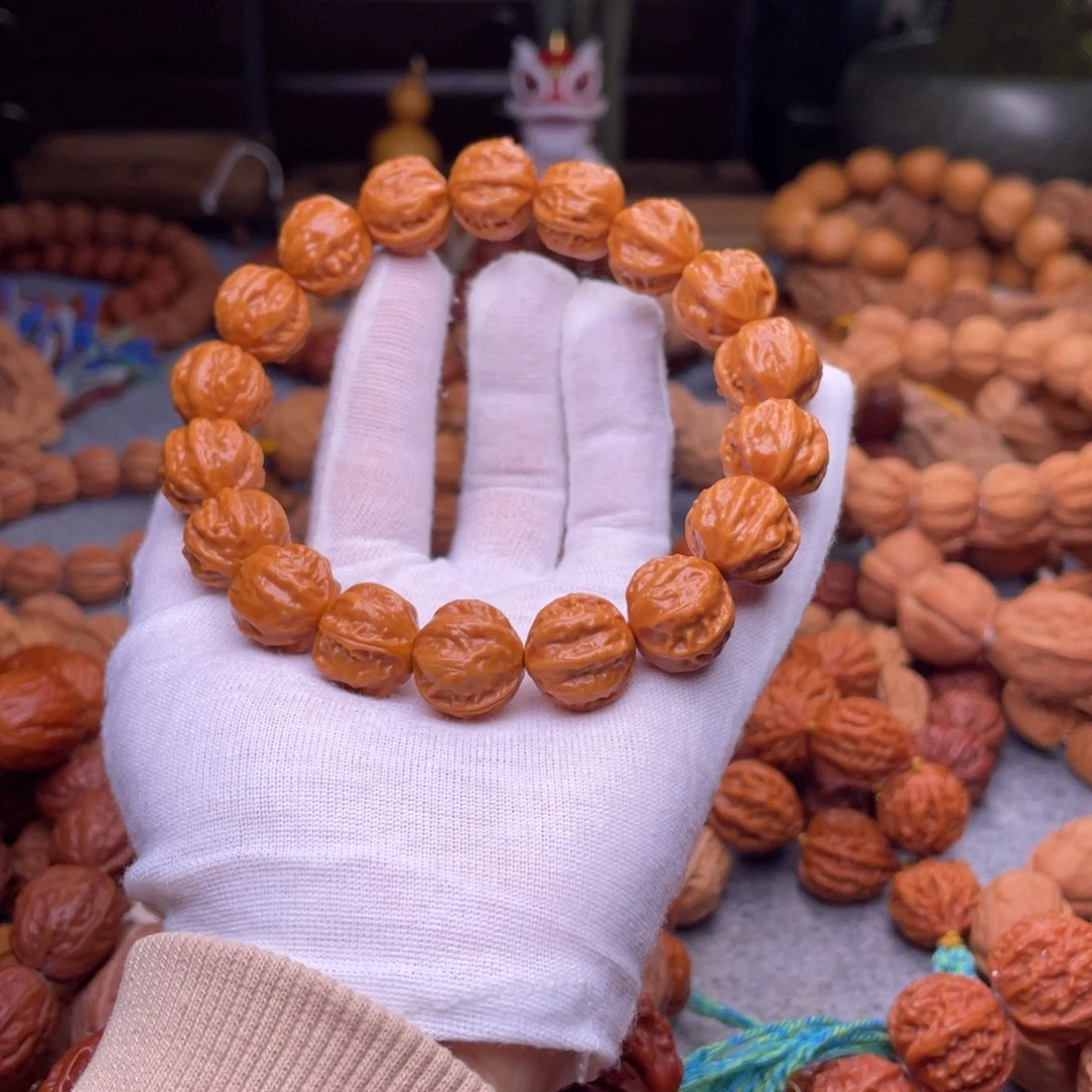 寻***地吊坠文玩核桃秋子