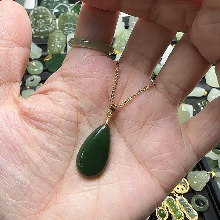 颈饰银S925镶嵌和田玉