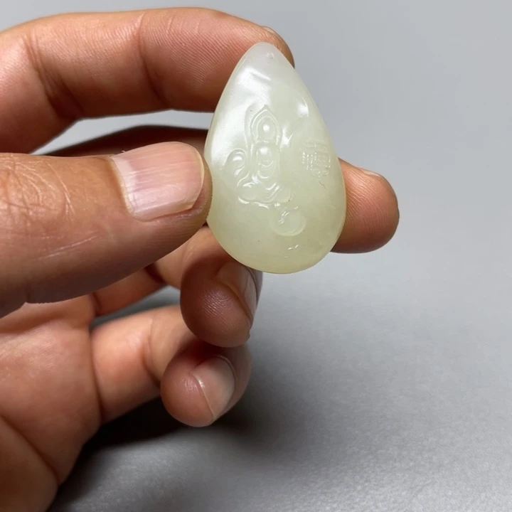 吊坠(不含链)未镶嵌和田玉自*