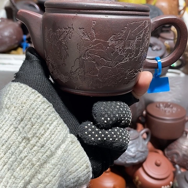 紫砂茶壶微瑕微笑