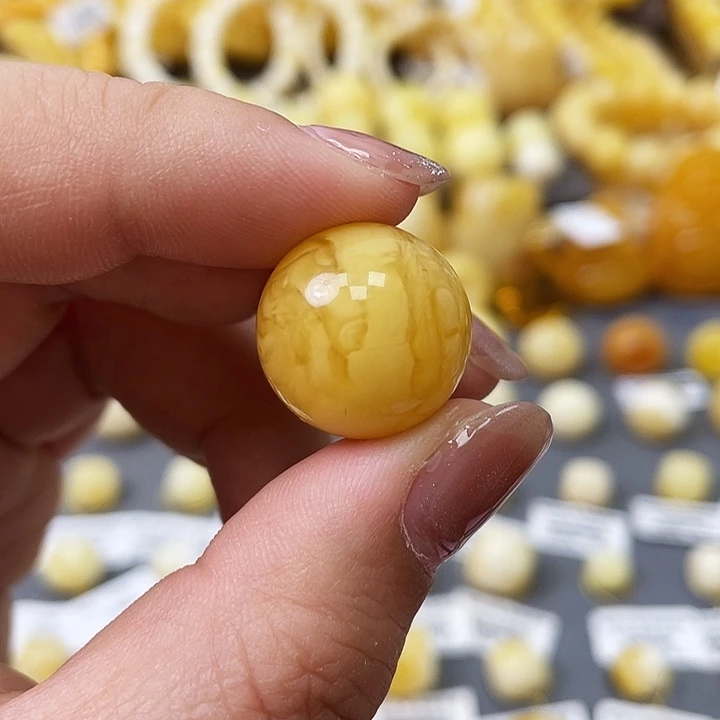 琥珀珠宝奇石未镶嵌18➕瑕疵