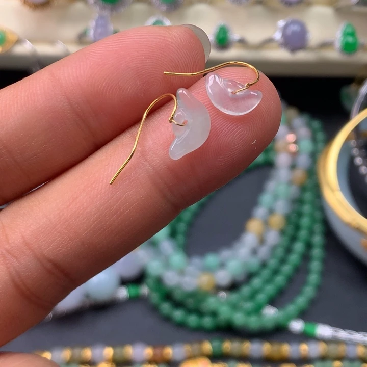 翡翠18K金镶嵌耳饰元宝