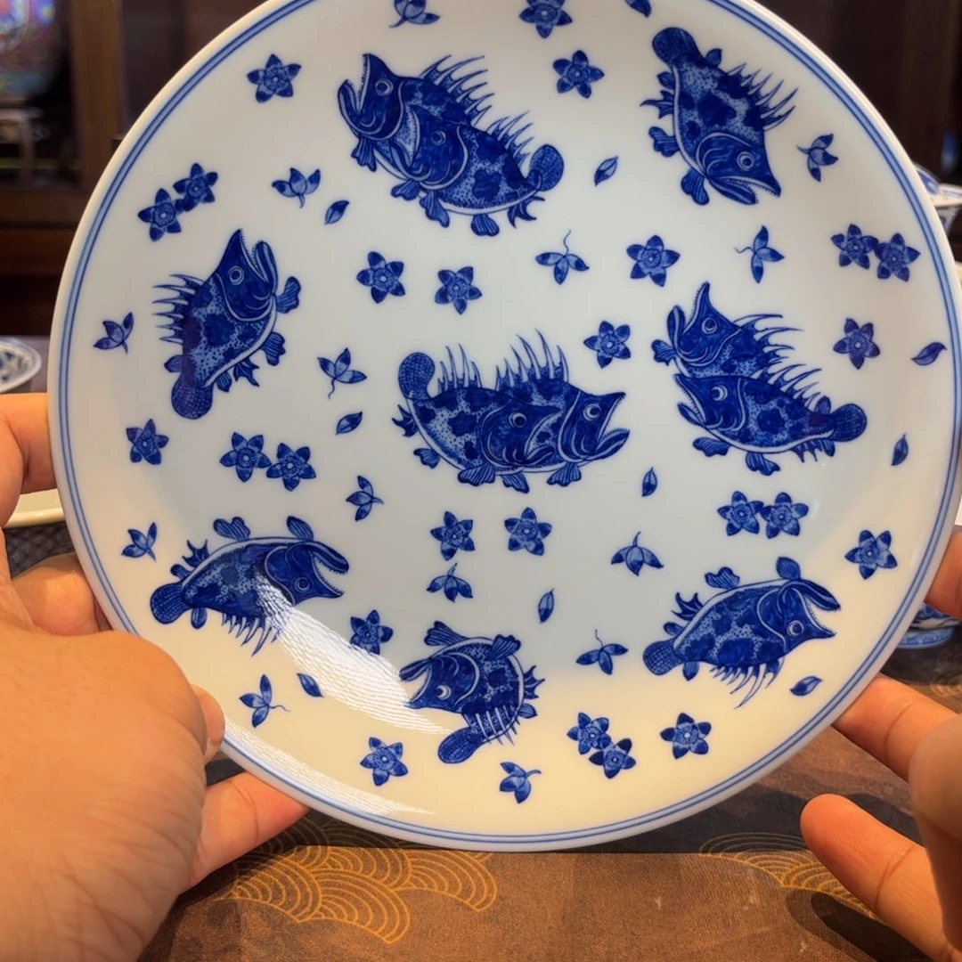 青花桃花鳜鱼壶承