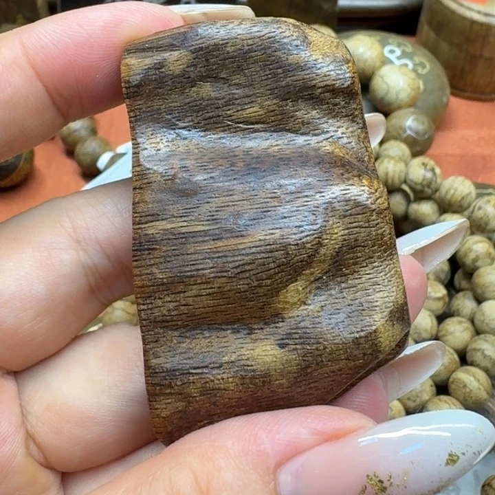 大叶紫檀（黑酸枝木类）