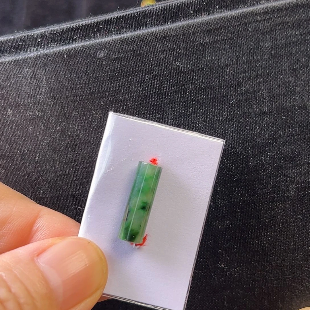 翡翠未镶嵌颈饰项坠