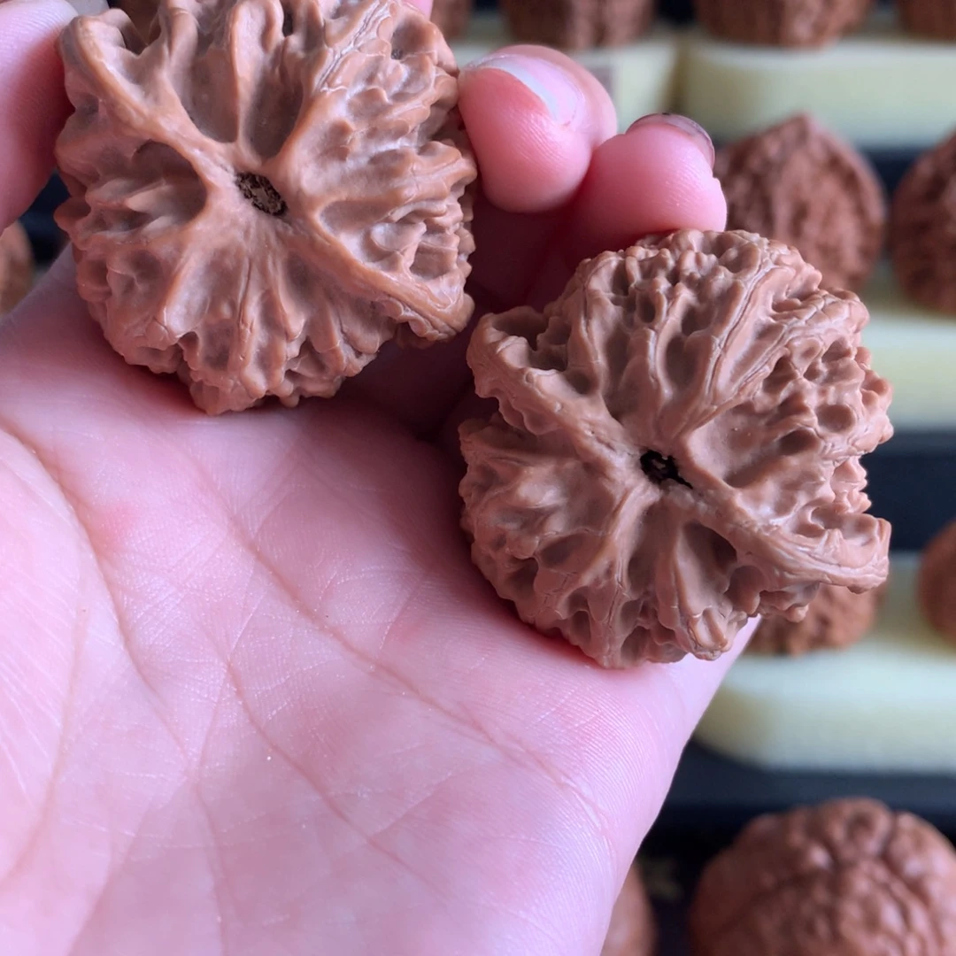 印***纳把件桃核文玩核桃苹果白茬42