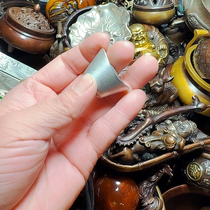 铜器摆件收收藏藏