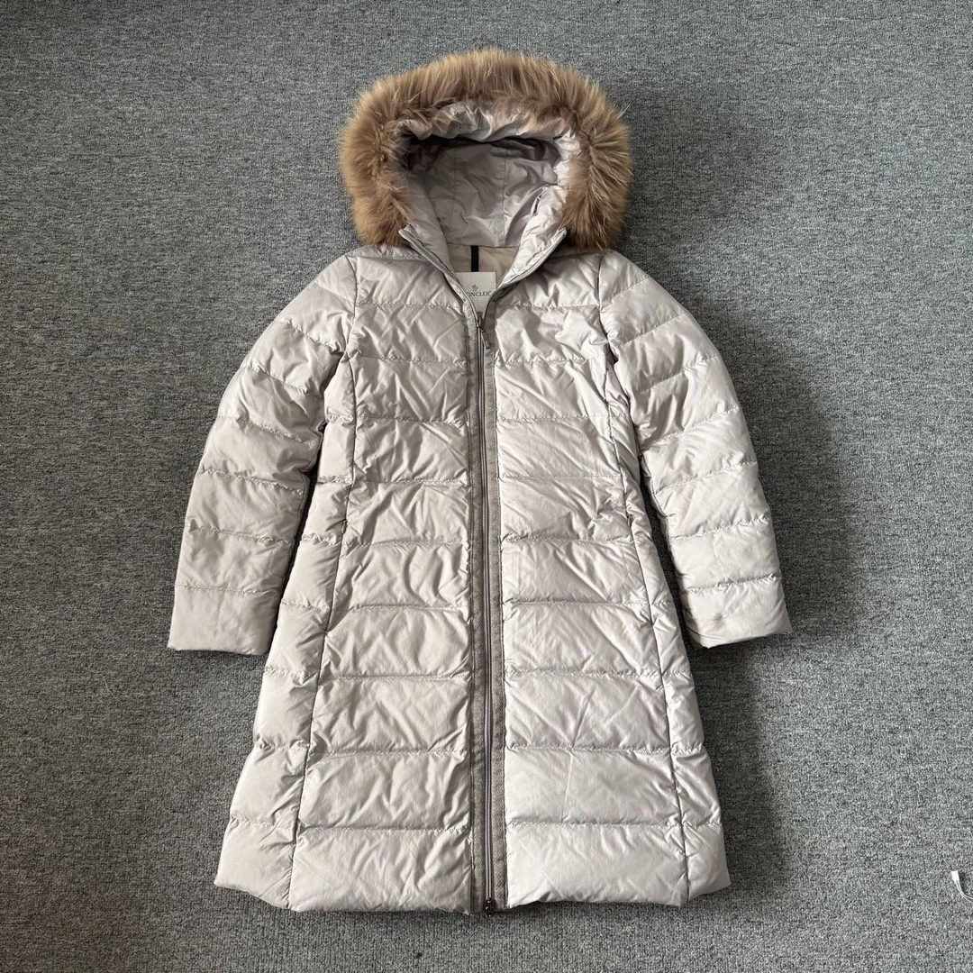 95新 MONCLER 蒙口 长款 毛领 羽绒服 浅色 1码