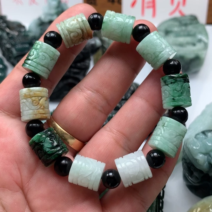 翡翠颈饰未镶嵌保真天然a货翡翠