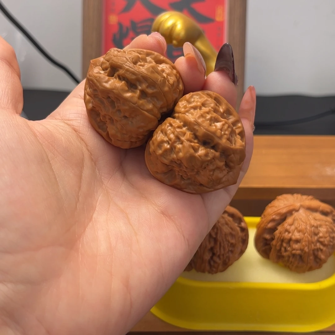 文玩核桃把件蛤蟆头40