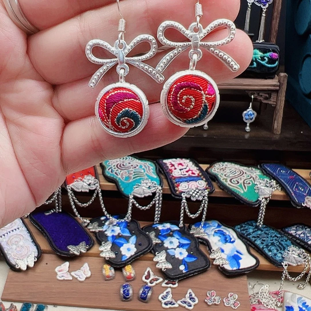 织绣手工刺绣工艺品