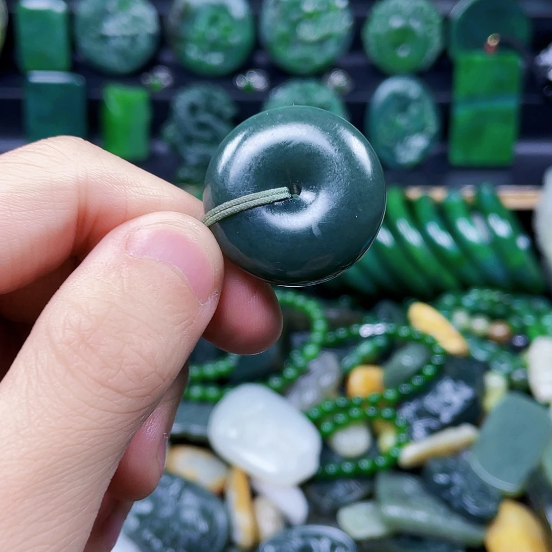 和田玉未镶嵌珠宝半成品