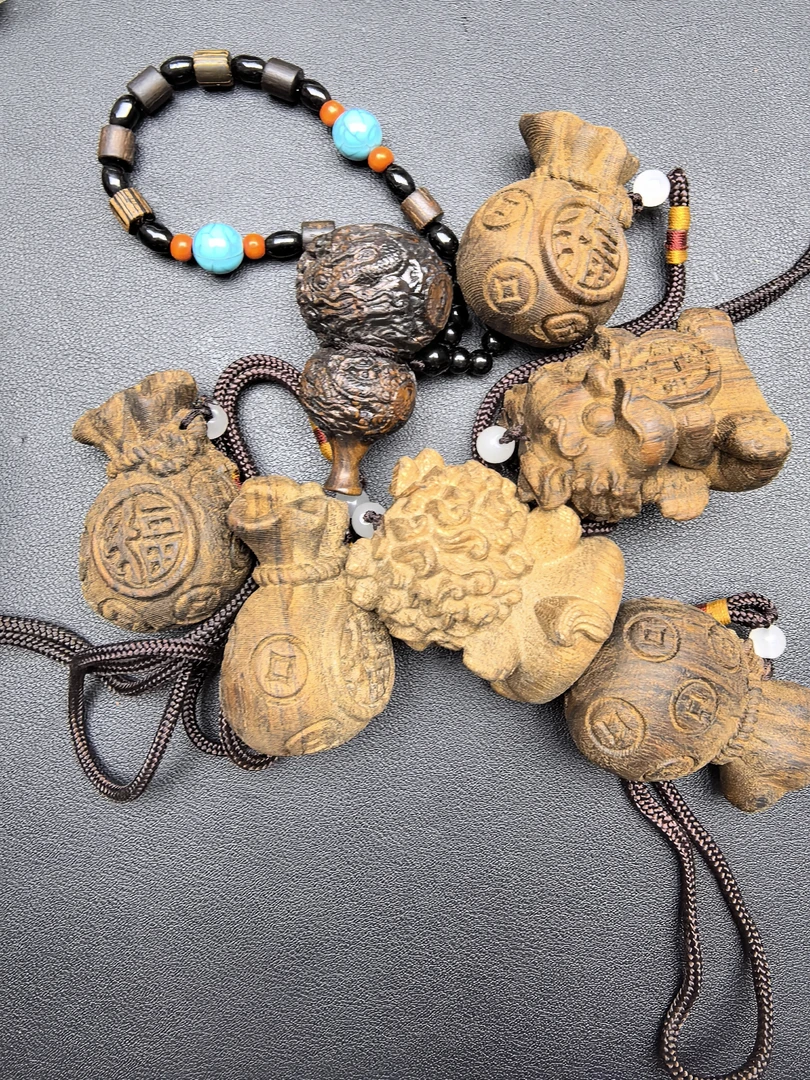 链接12号木制手把件