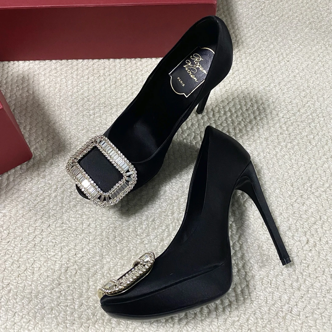 95新 Roger Vivier/罗杰·维威耶 水钻高跟鞋 37.5码 公价9k c0770