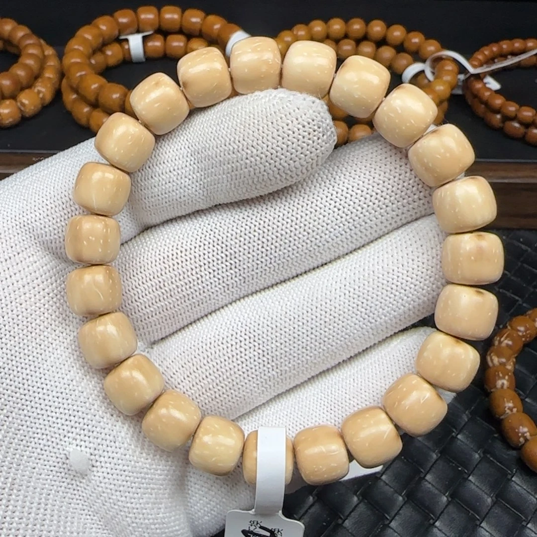 手串紫金鼠10.5mm实心老型（大白）205