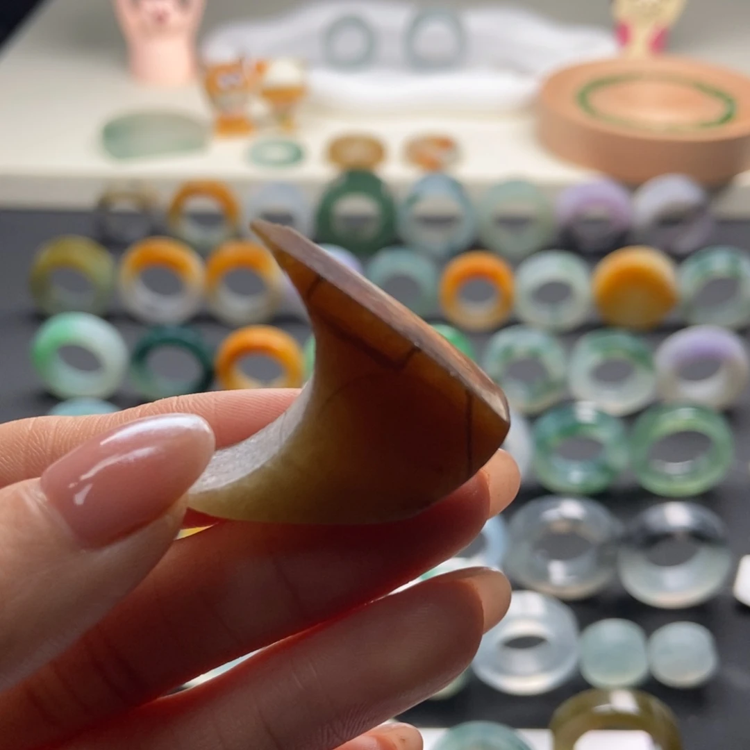 定制翡翠未镶嵌孙*婯定制