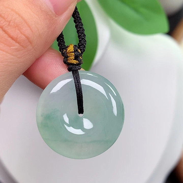 翡翠未镶嵌颈饰平安扣 25.6x6.2mm