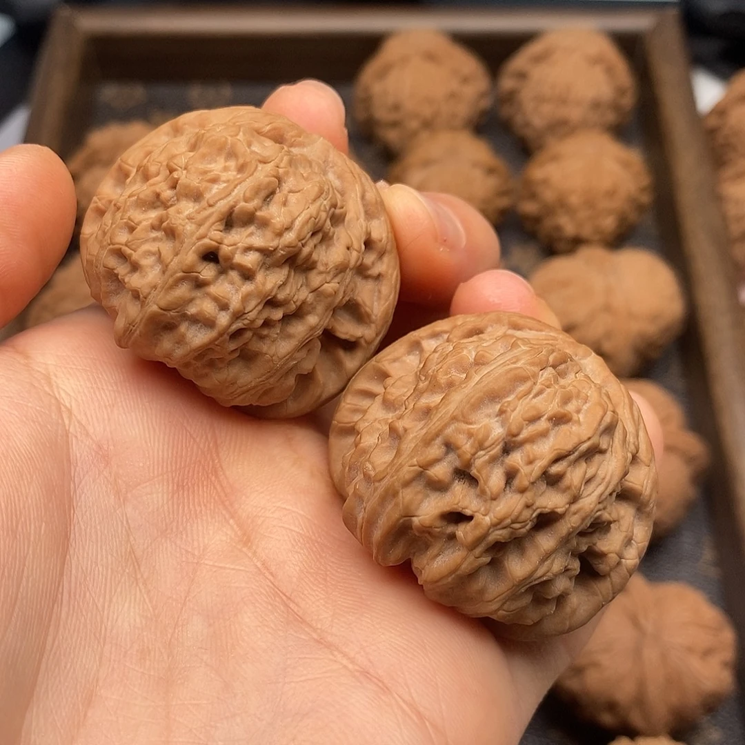 吊坠文玩核桃涞水文玩核桃全品无修白狮子40