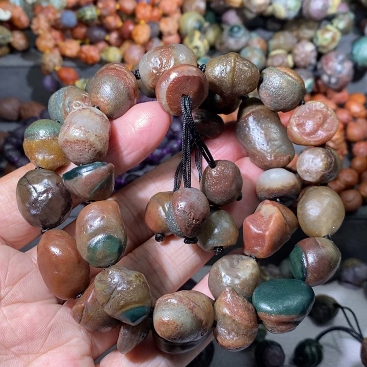 未镶嵌玛瑙/玉髓珠宝奇石心*