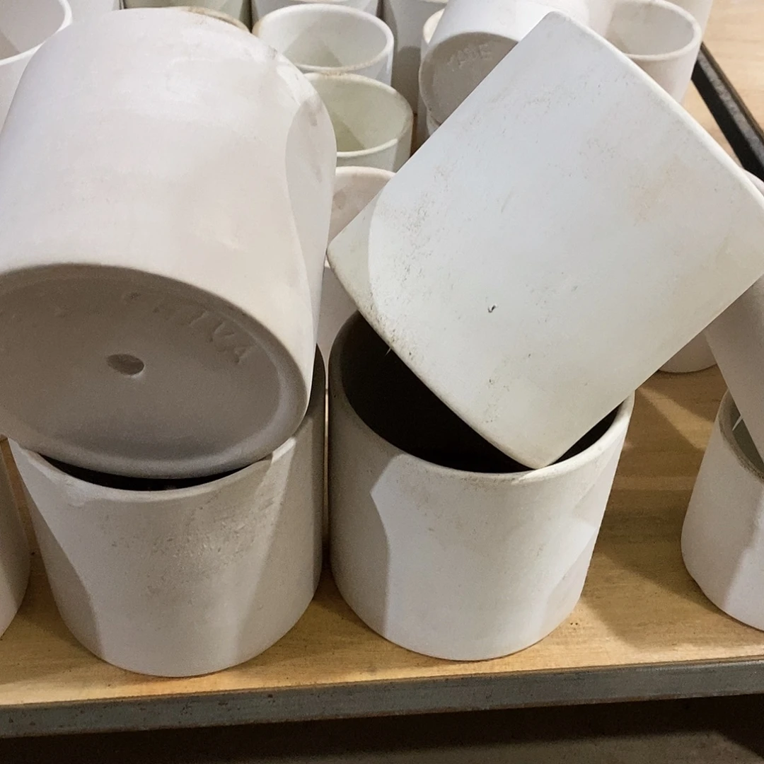 瑕疵白陶11×11-4