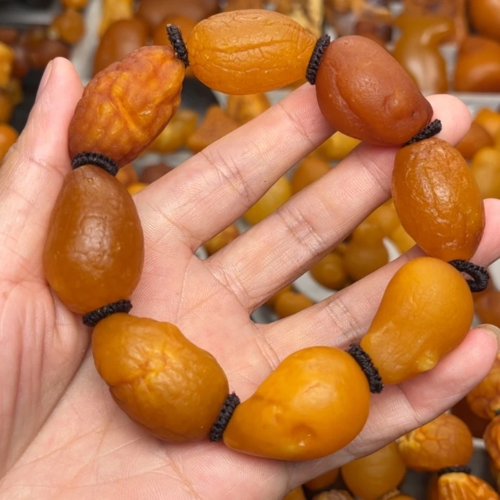 琥珀未镶嵌裸石天然蜜蜡手串