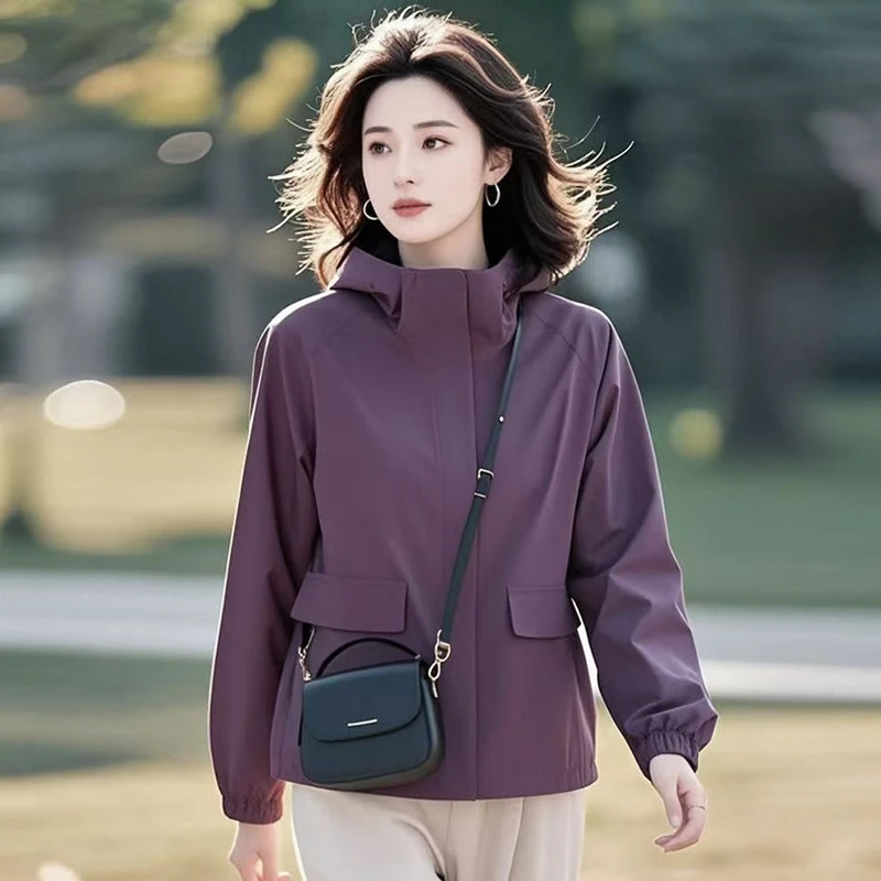 独特漂亮初春高级感超好看休闲百搭连帽薄外套冲锋衣女款2025新款