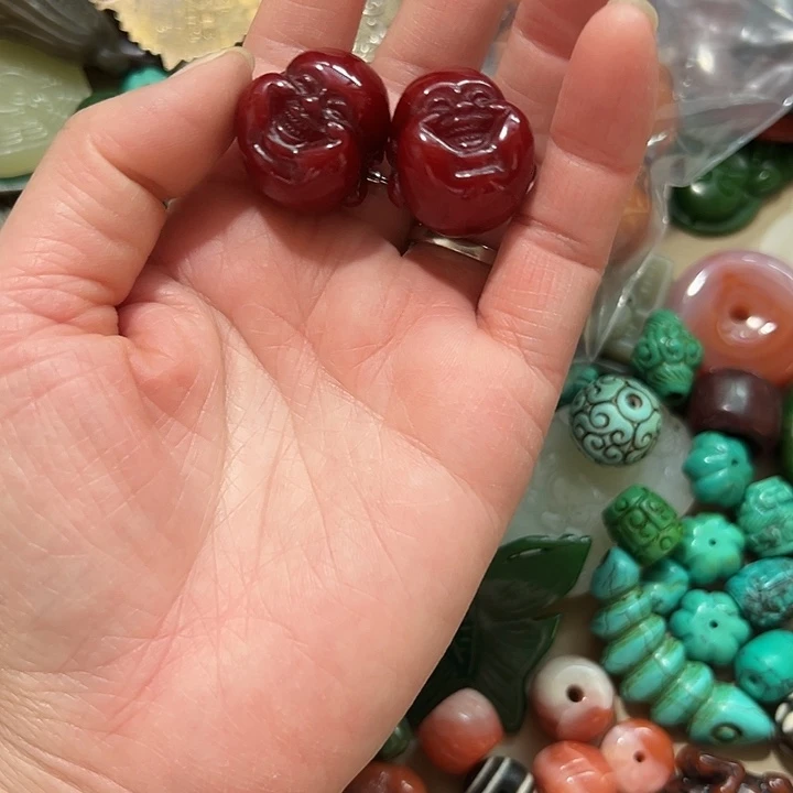 笑***宝硅胶锌合金好的呢