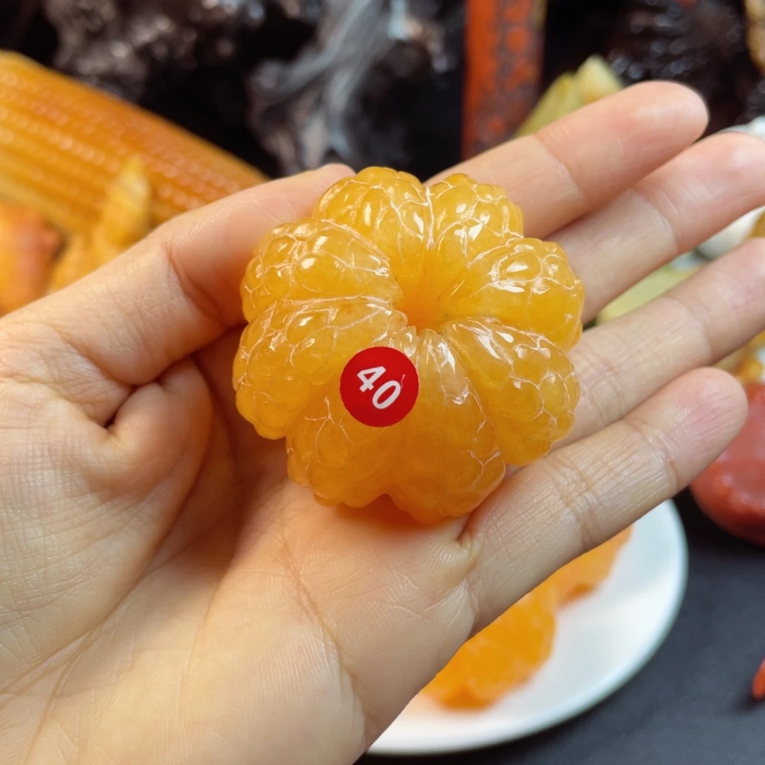 寿山石手艺人雕刻