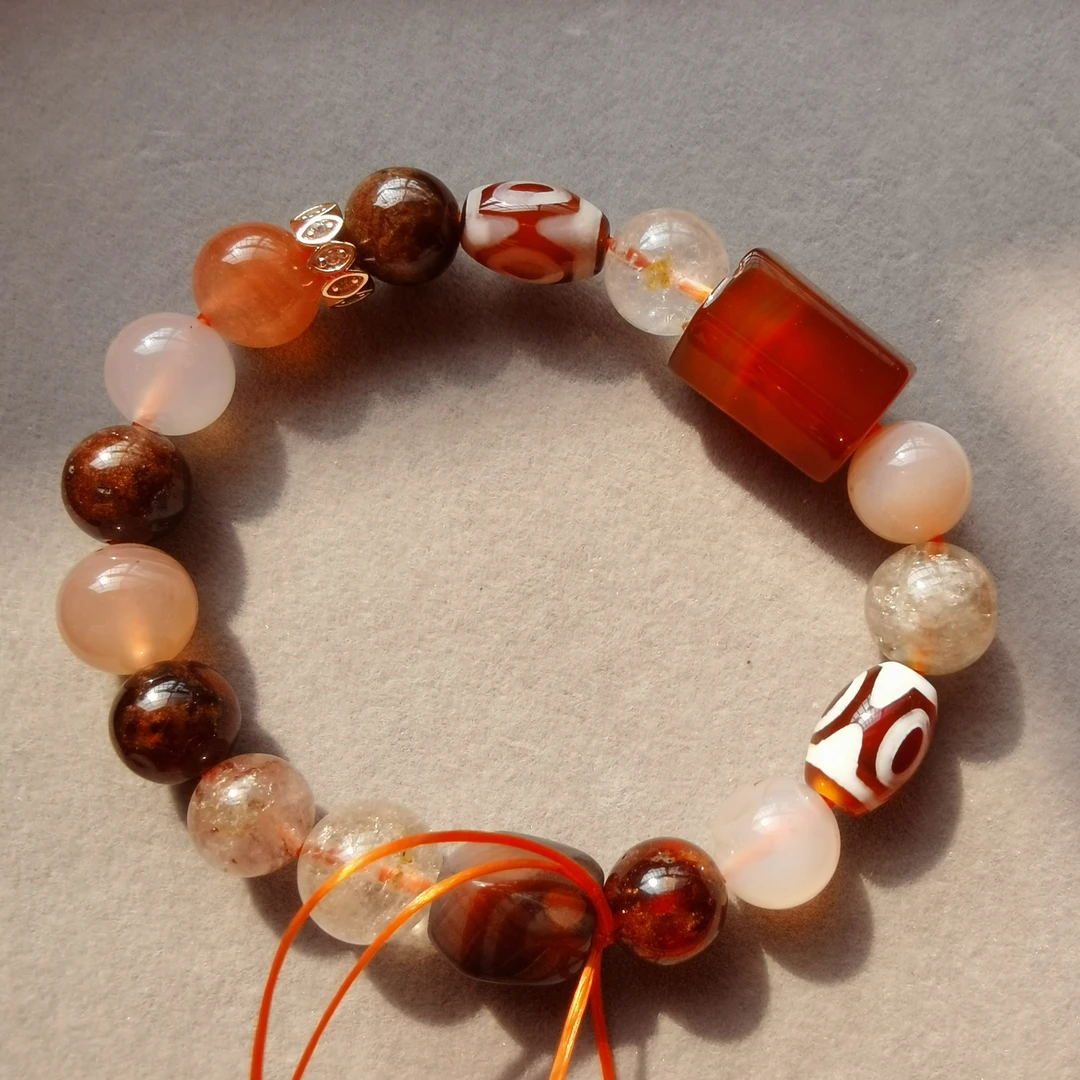 勇气和财富火土元素原创设计款手串红玛瑙金发晶石榴石