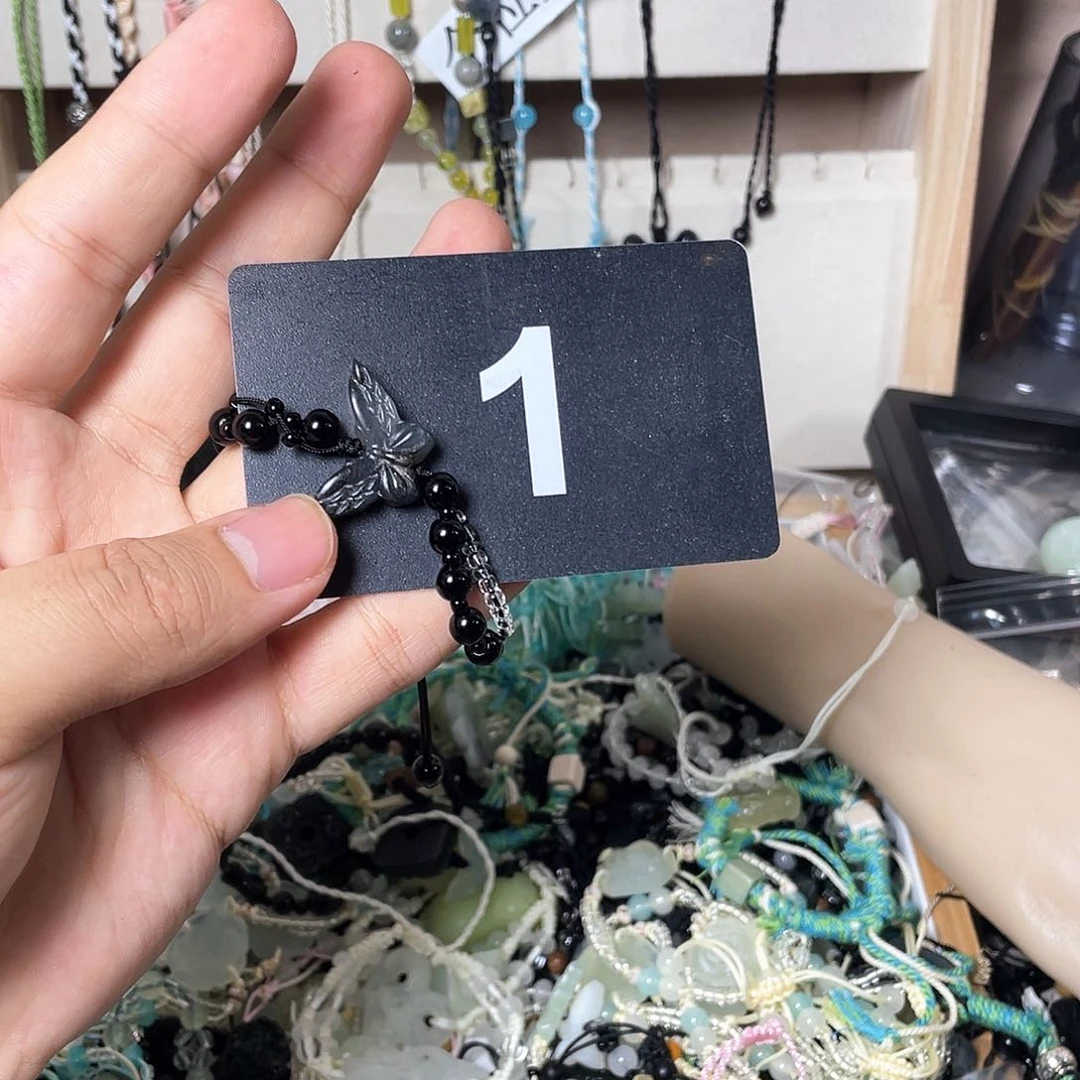 蛇纹石玉颈饰合金左*