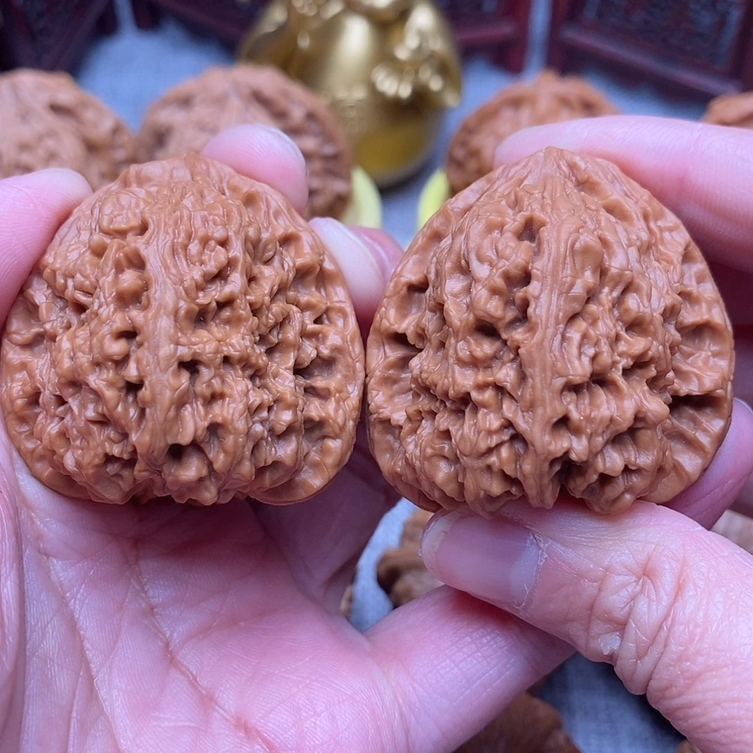 文玩核桃把件入*?全品毕业南疆石41尺