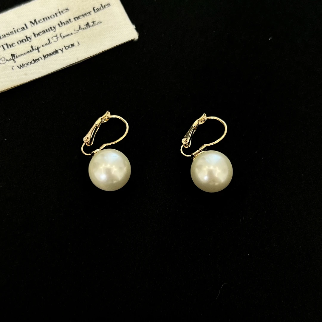 铜合金耳饰 经典简约百搭14mm贝珠耳扣耳环6323