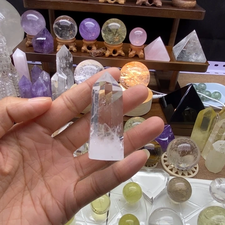 金***櫃摆件未镶嵌水晶天然白水晶柱56.2g