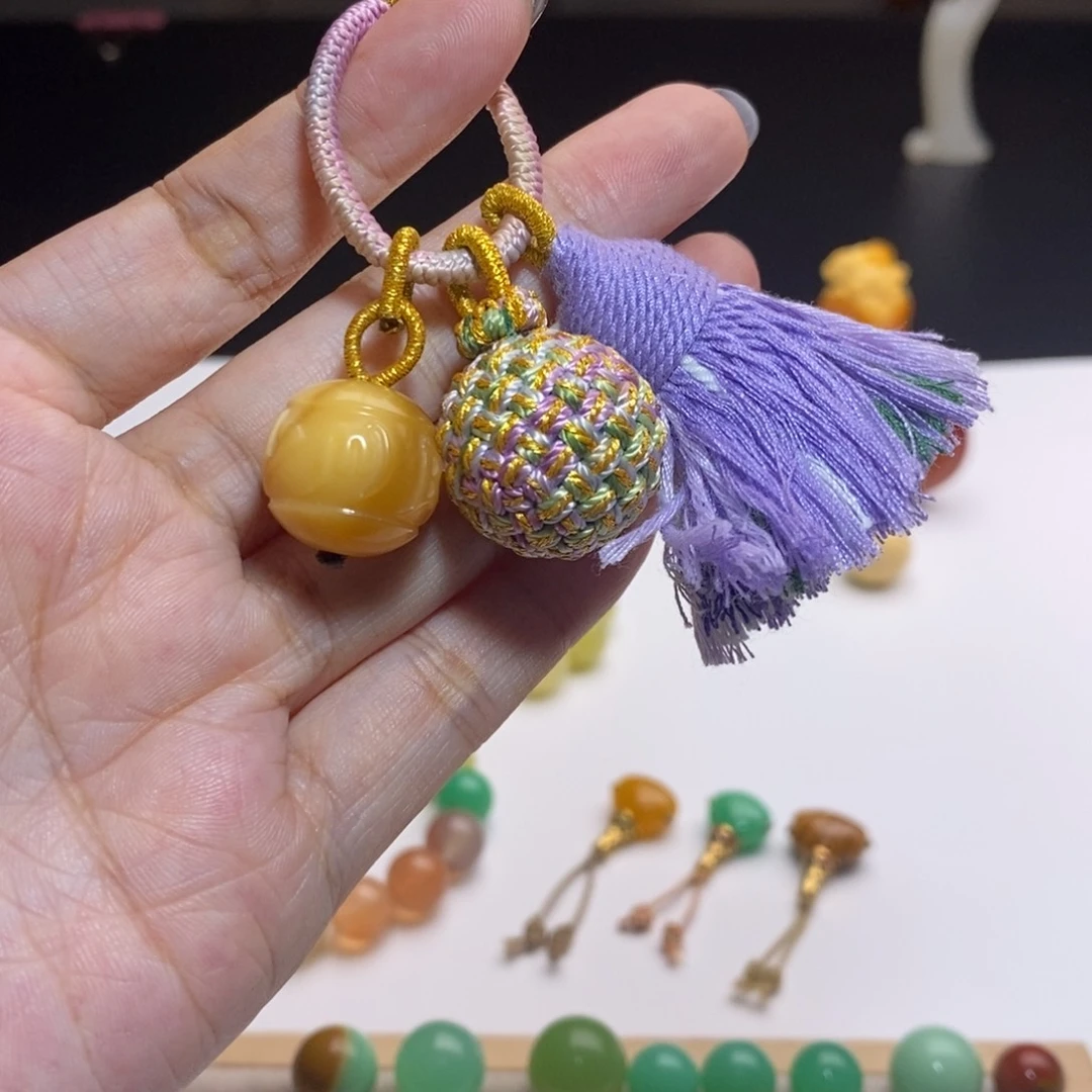 石英质玉（缅黄）未镶嵌颈饰